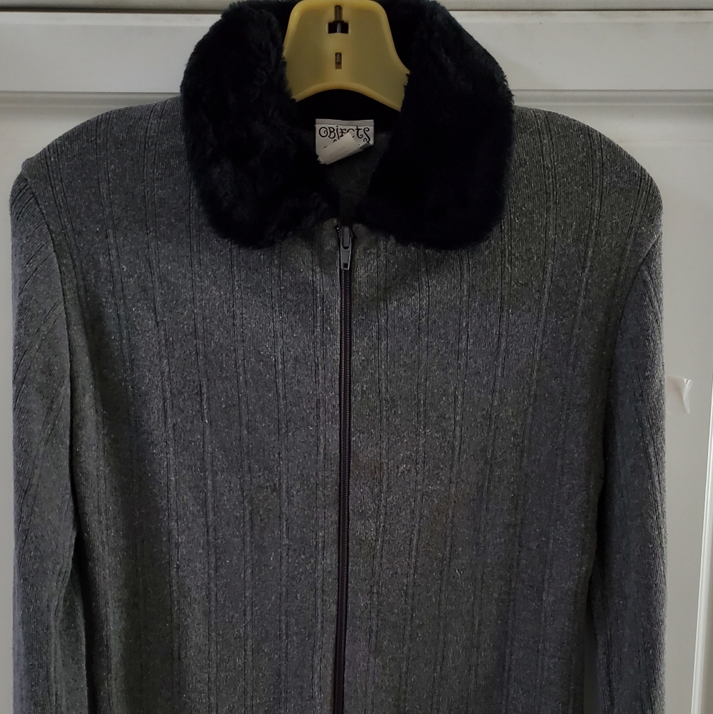 Cardigan/Sweater
